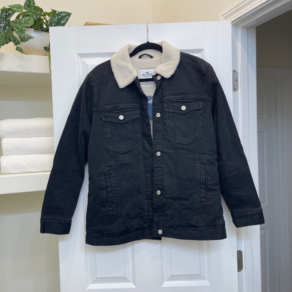 Hollister Black Jean Jacket With Fleece Lining Size M NWT